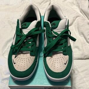 Nike SB Force 58 Emerald and Cream Sneakers